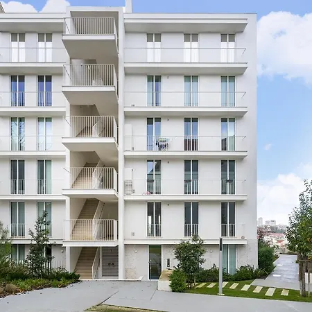 Whome View Penthouse Luxurious Living In With Ac & Elevator 公寓