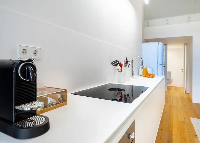 Whome View Penthouse Luxurious Living In With Ac & Elevator شقة Lisboa